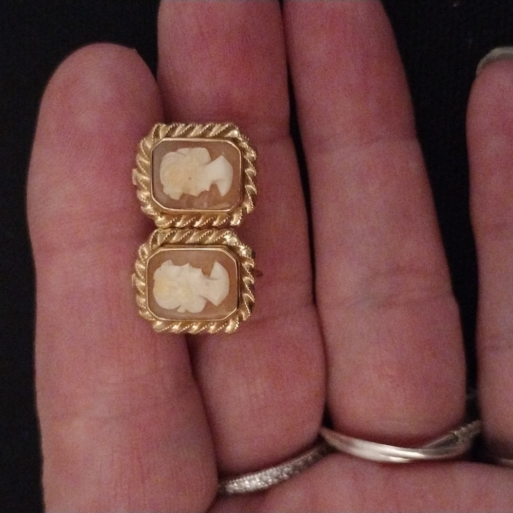 Vintage 12K GF Cameo Screw Back Earrings